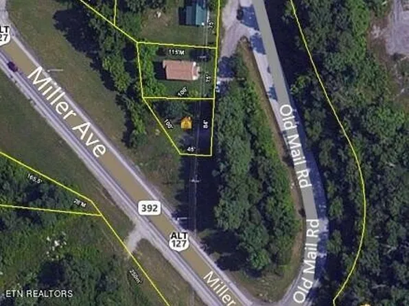 518 Old Mail Rd, Crossville, TN 38555