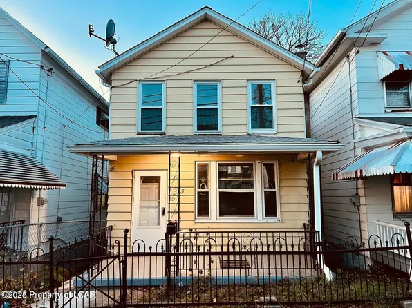 13 Airy St, Wilkes Barre, PA 18702