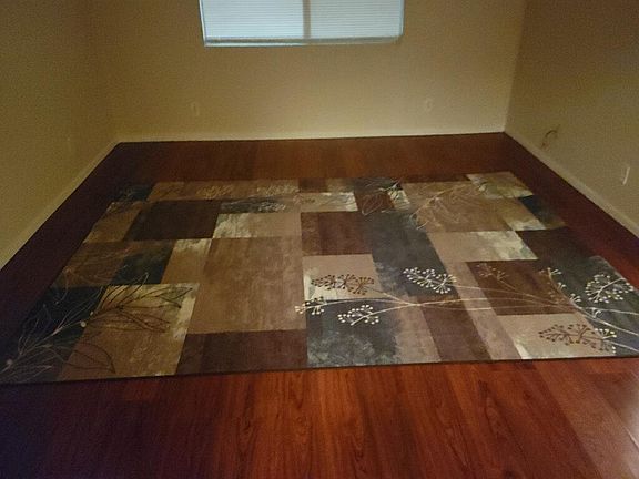 4th image of 1360 W Avenue J #J-4