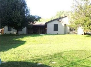 124 SE Moore Rd, Saint Joseph, MO 64504