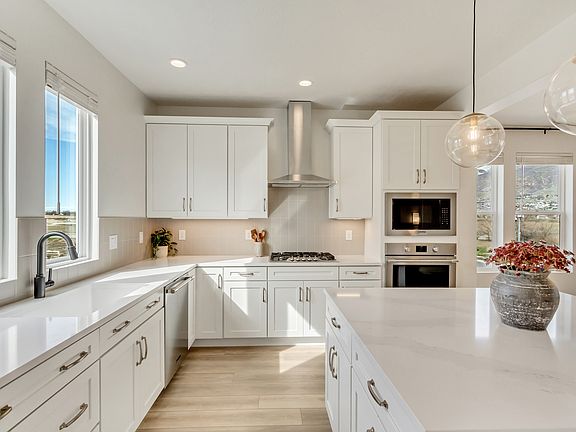 2nd image of 10984 S Lake Run Rd #156