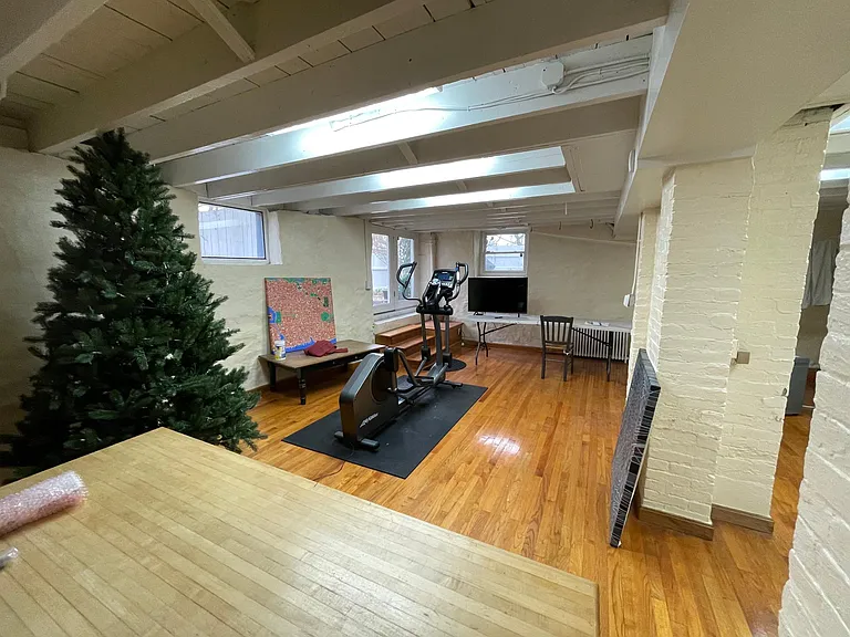 153 Upland Rd — Photo 17