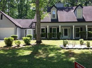 15 Foxcroft Ct, Newnan, GA 30265