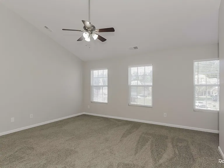 6702 Chieftain Dr — Photo 14