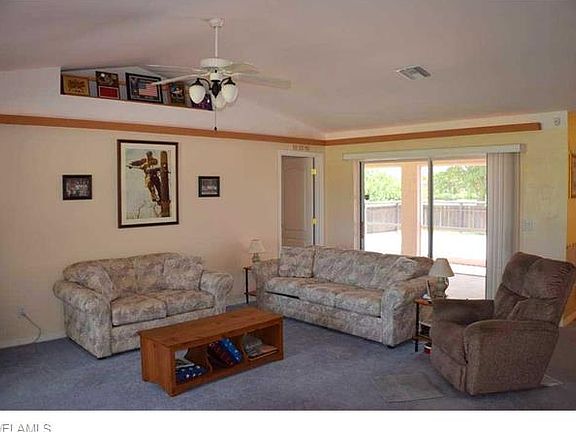 3rd image of 1313 NE 1st Pl