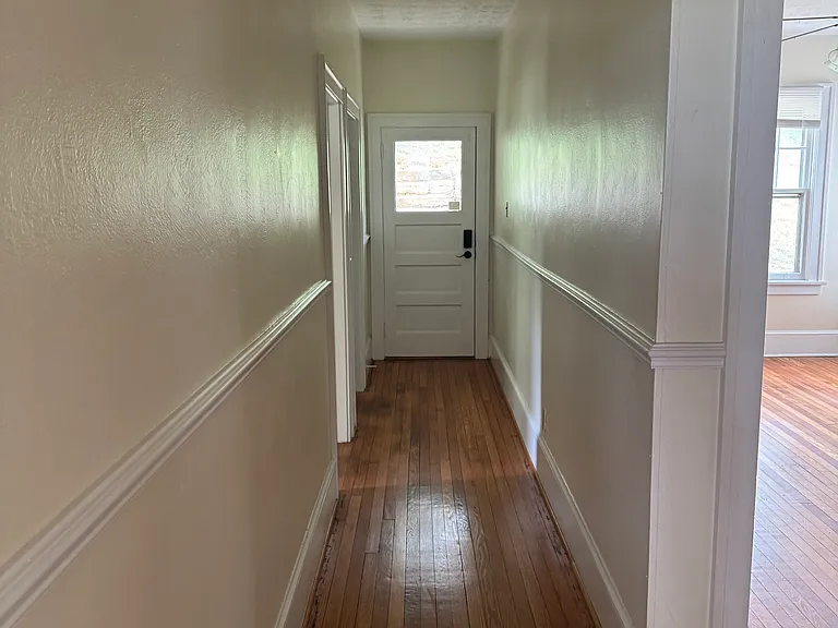 400 Stone Ridge Blvd — Photo 5