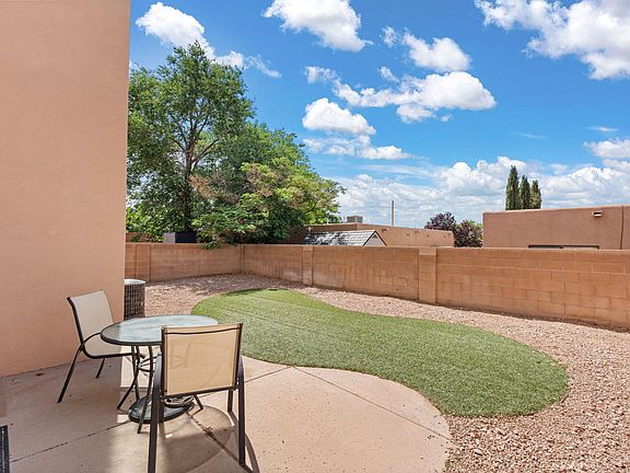 5th image of 6420 Mesa Alegre Ave NW