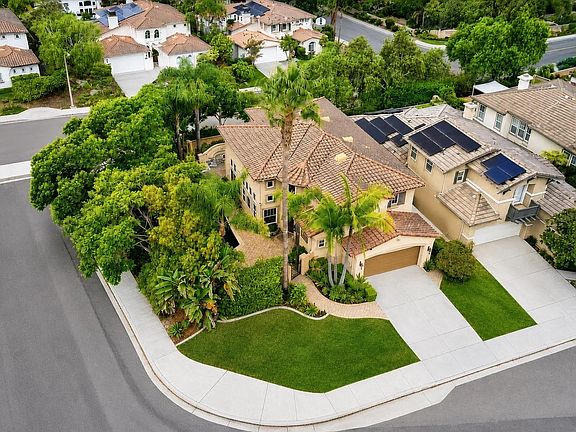2nd image of 6371 Paseo Corono
