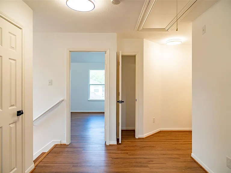 16327 Woma Ct — Photo 11