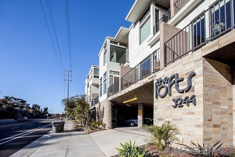 1st image of 3244 Nimitz Blvd Unit 6