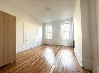 153 Guernsey St APT 3, Brooklyn, NY 11222