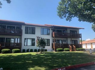 1802 Paradise Landing Rd, Kimberling City, MO 65686