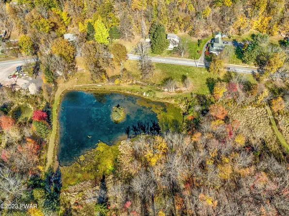 472 Pa #447, Newfoundland, PA 18445