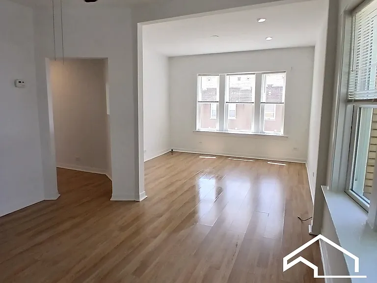 4652 W Palmer St #2 — Photo 3