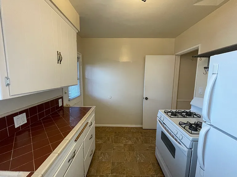 4239 Tujunga — Photo 10