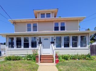 14-16 Roosevelt Ave #14, Hicksville, NY 11801
