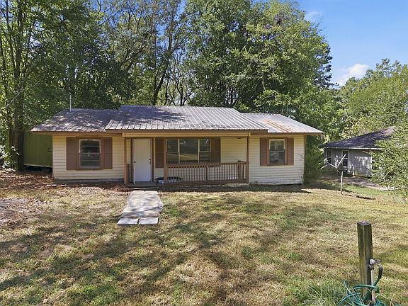 2nd image of 1018 Sampson St