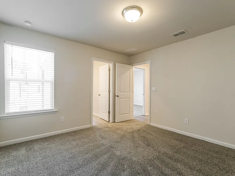 1672 Villageside Ct — Photo 15