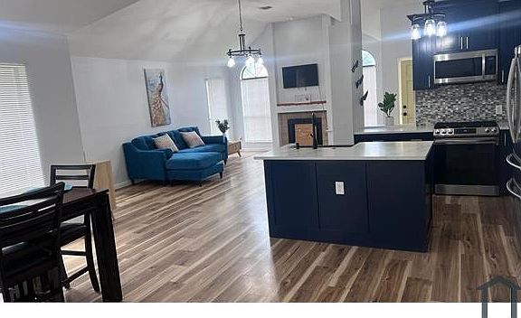 2nd image of 4120 Goodnight Cir