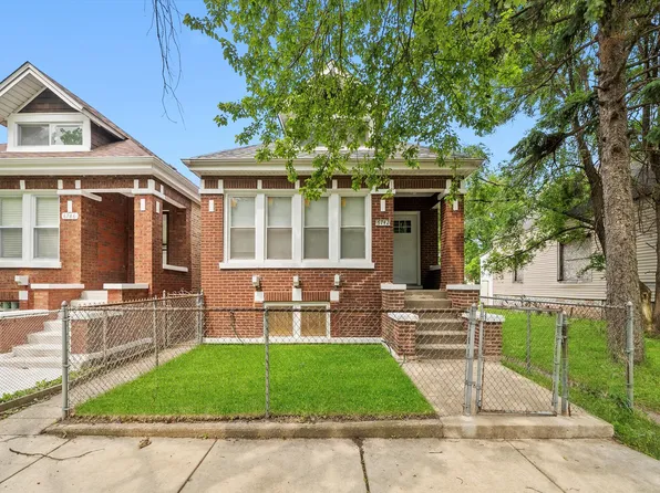 6742 S Honore St, Chicago, IL 60636