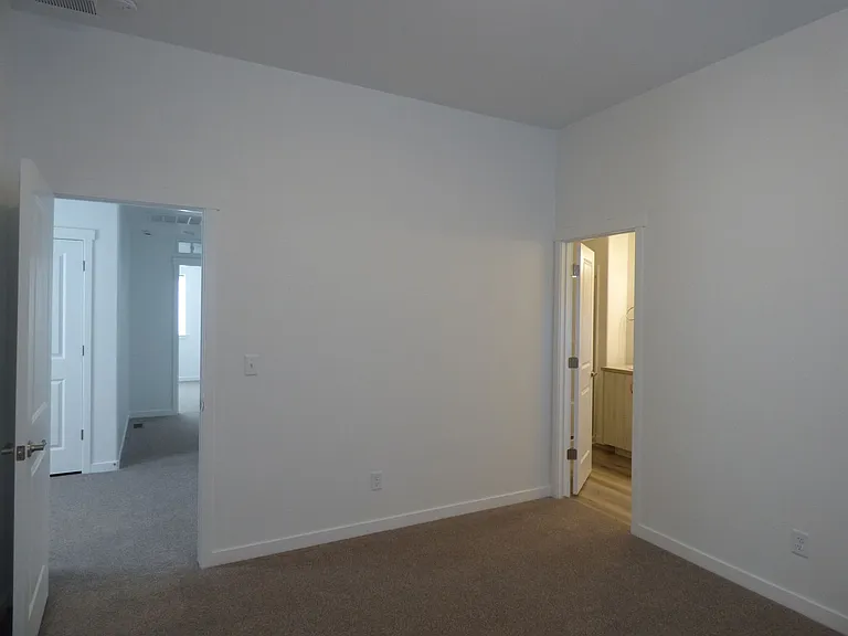1039 Spartan Ave — Photo 15