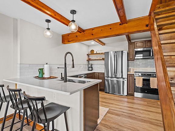 15th image of this home