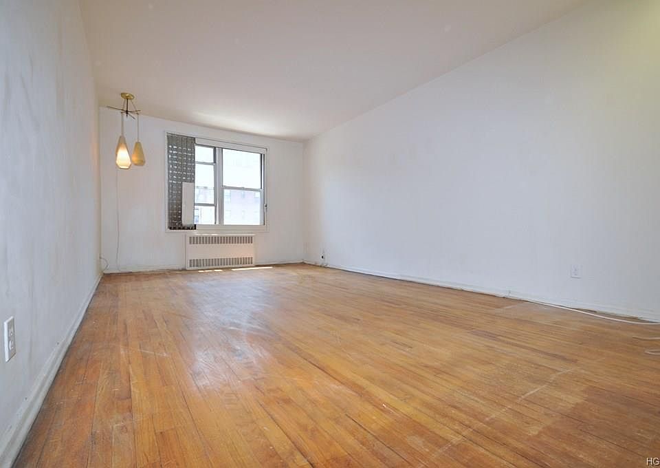 1st image of 517 Riverdale Ave APT 6B