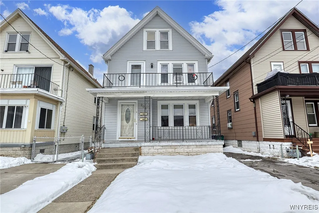 208 Roesch Ave photo 1