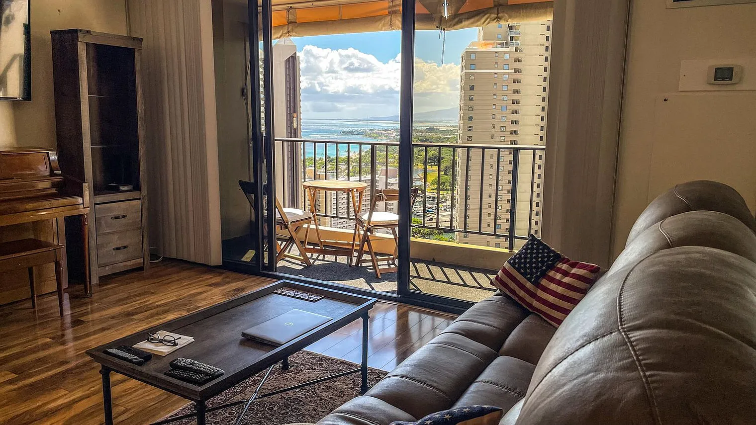 1 bed, 1.0 bath, 538 sqft, $3,588 — Photo 1