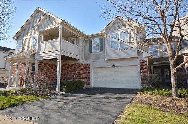 1st image of 2240 Vanderbilt Dr #2240