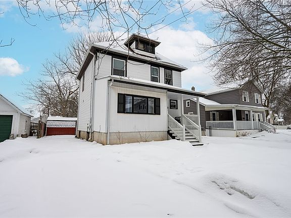 4th image of 314 Locust St