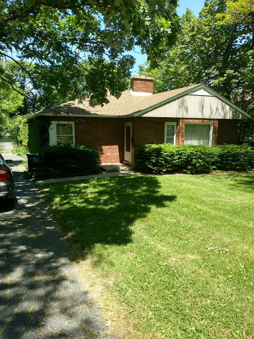 54 Chicago Ave photo 1
