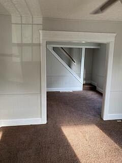 5th image of 633 Davids St
