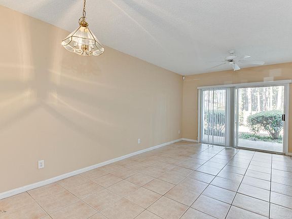 3rd image of 12311 Kensington Lakes Dr Unit 804