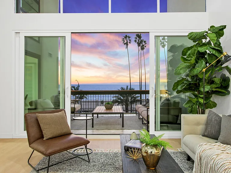 1025 Ocean Avenue — Photo 42