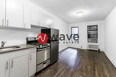 Rented by Wave Real Estate Group