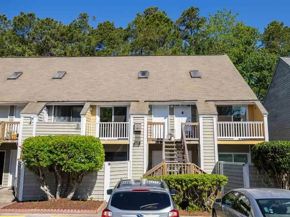 405 Cambridge Cir, Murrells Inlet, SC 29576