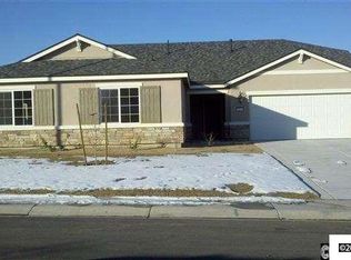 122 Deschutes Dr, Dayton, NV 89403
