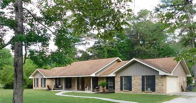 1st image of 553 Oak Alley Dr