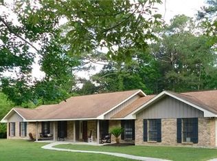 553 Oak Alley Dr, Pearl River, LA 70452