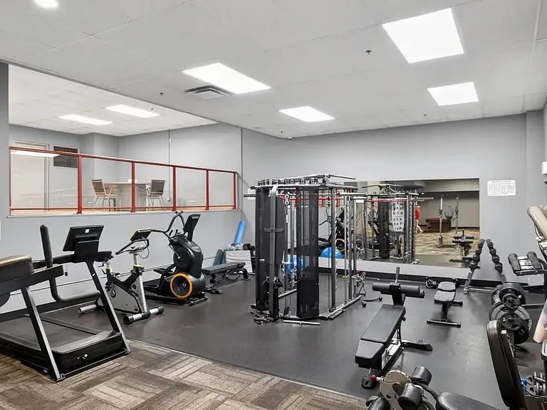 811 Helmcken St #6 — Photo 10