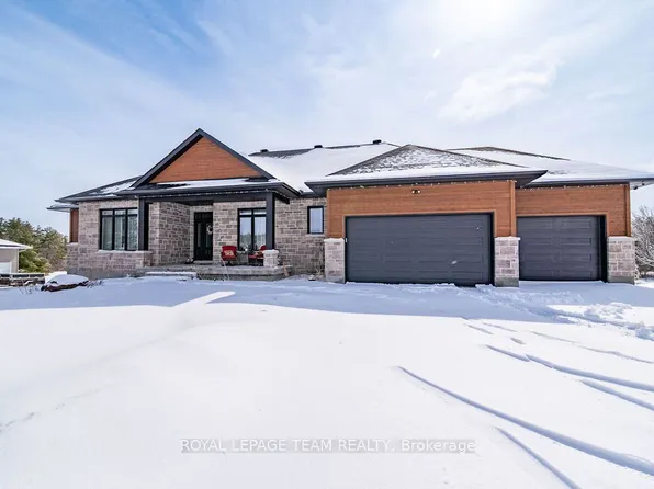 80 Raymond Luhta Cres, McNab/braeside, ON K7S 3G8
