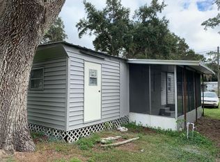 6933 Bennett Ln, Zephyrhills, FL 33541