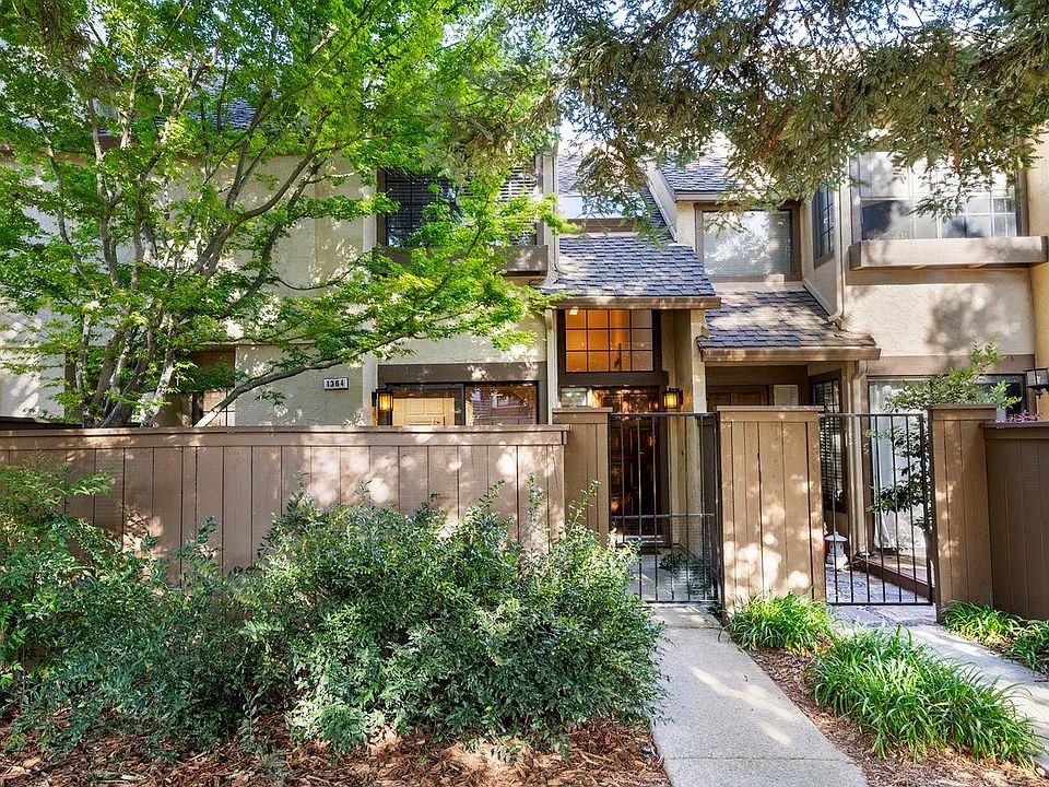 1st image of 1364 Greenwich Ct
