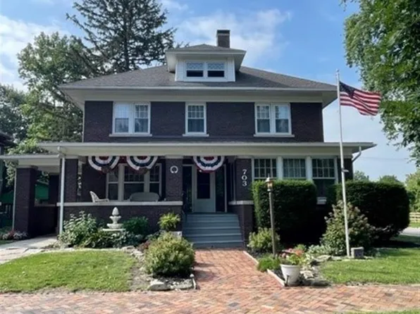 703 E Carroll St, Macomb, IL 61455
