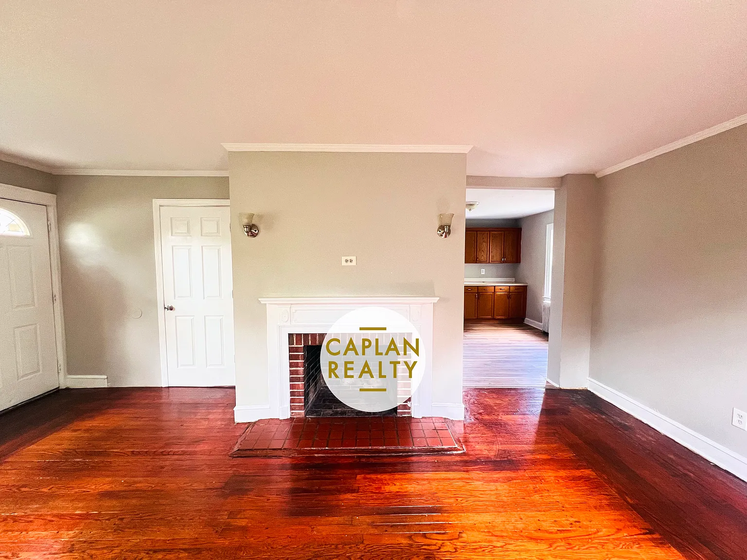 3 bed, $2,450 — Photo 3