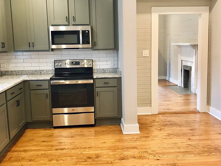 702 Radford St #B — Photo 3