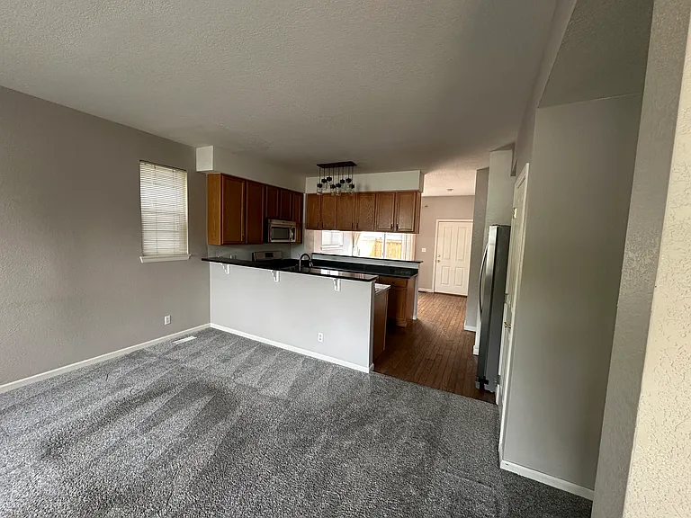 1722 Depew St — Photo 6