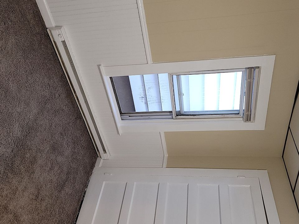 1st image of 48 Lincoln Ave
