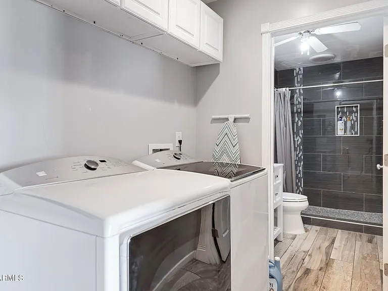 2064 E Minton Dr — Photo 11